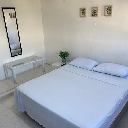 Habitaciones Independientes Cerca Al Aeropuerto 3 Картахена Экстерьер фото