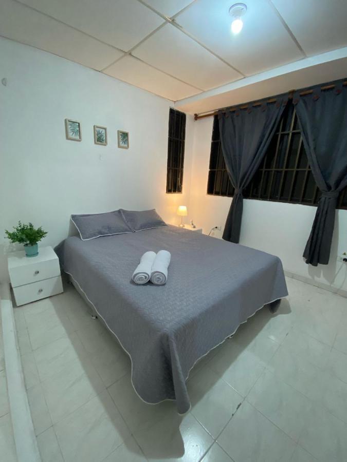 Habitaciones Independientes Cerca Al Aeropuerto 3 Картахена Экстерьер фото